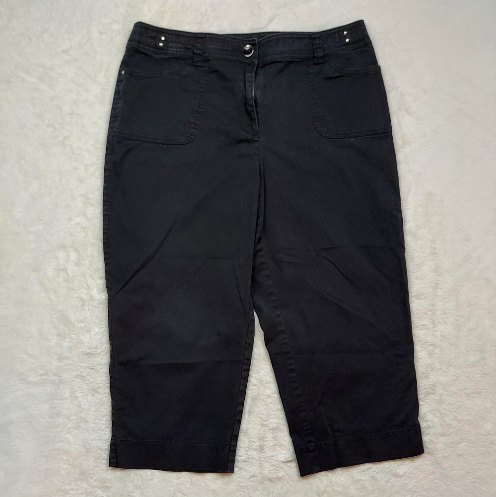 Chico's Black High Rise Cropped Capri Pants Size 1.5 (M/10)